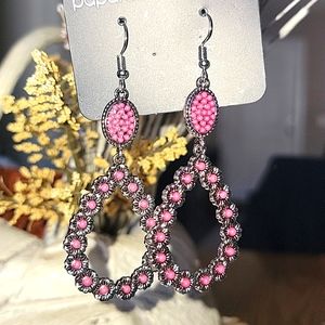 Farmhouse fashion show pink earrings